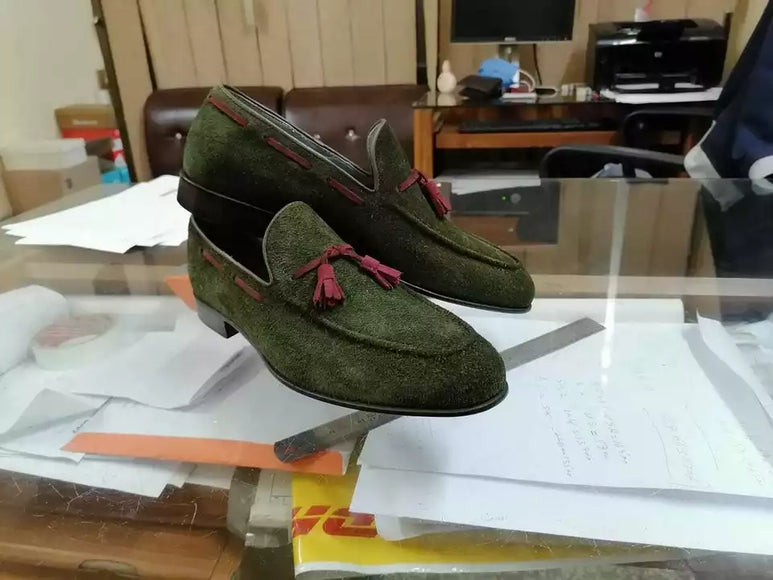 Handmade men green suede moccasin, men tassel slip ons shoes, dress shoes mens